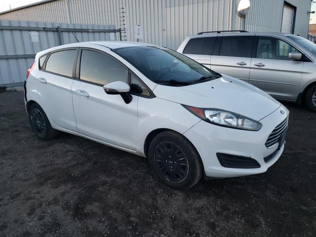 3FADP4EJ0EM119215 - 2014 FORD FIESTA SE WHITE photo 4