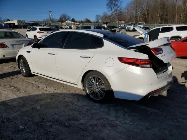 5XXGV4L2XJG232061 - 2018 KIA OPTIMA SXL WHITE photo 2