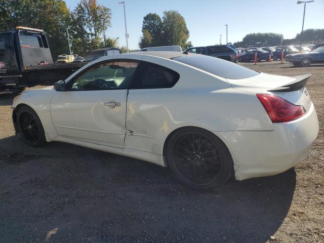 JNKCV64E98M109535 - 2008 INFINITI G37 BASE WHITE photo 2