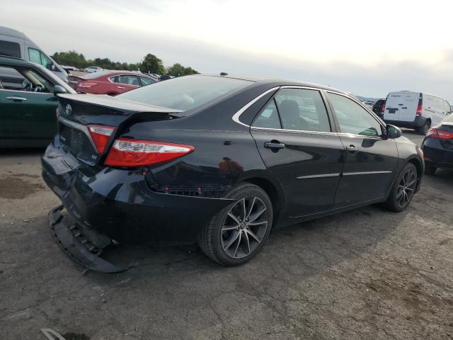 4T1BF1FK7HU271644 - 2017 TOYOTA CAMRY LE أسود صورة 3