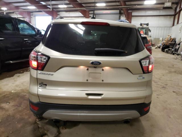 1FMCU9GD6JUD58028 - 2018 FORD ESCAPE SE BEIGE photo 6