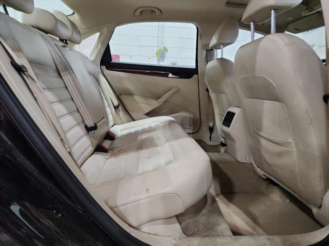 1VWCN7A30DC145895 - 2013 VOLKSWAGEN PASSAT SEL BLACK photo 10