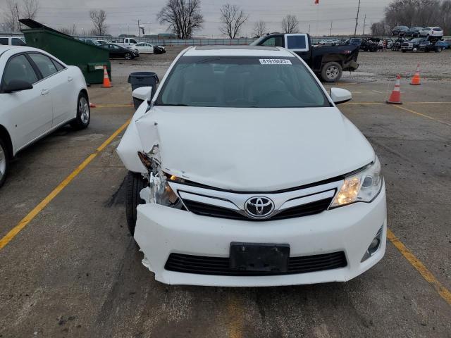 4T1BF1FK0CU524134 - 2012 TOYOTA CAMRY BASE WHITE photo 5