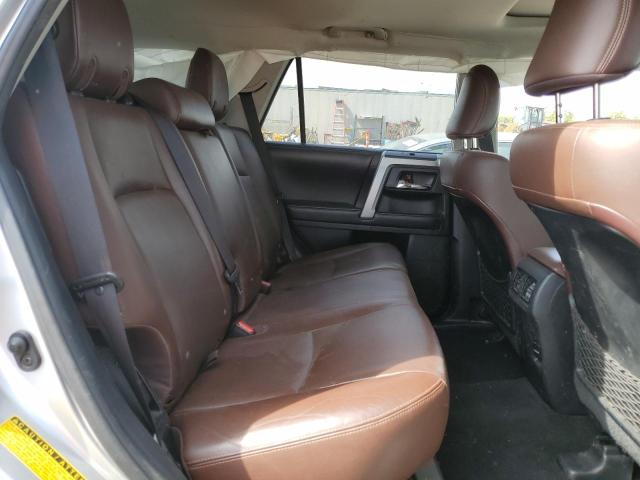 JTEBU5JR7E5153245 - 2014 TOYOTA 4RUNNER SR5 ვერცხლისფერი ფოტო 11