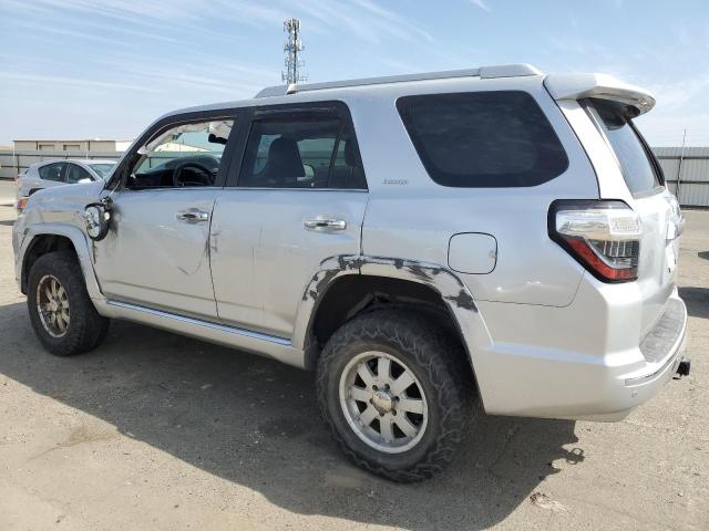 JTEBU5JR7E5153245 - 2014 TOYOTA 4RUNNER SR5 ვერცხლისფერი ფოტო 2