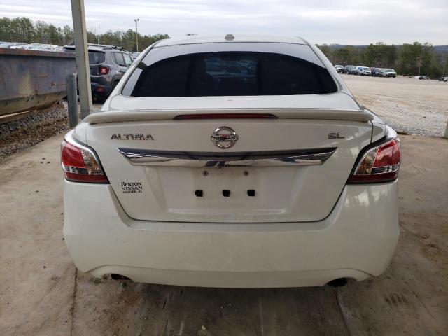 1N4AL3APXFN358975 - 2015 NISSAN ALTIMA 2.5 WHITE photo 6