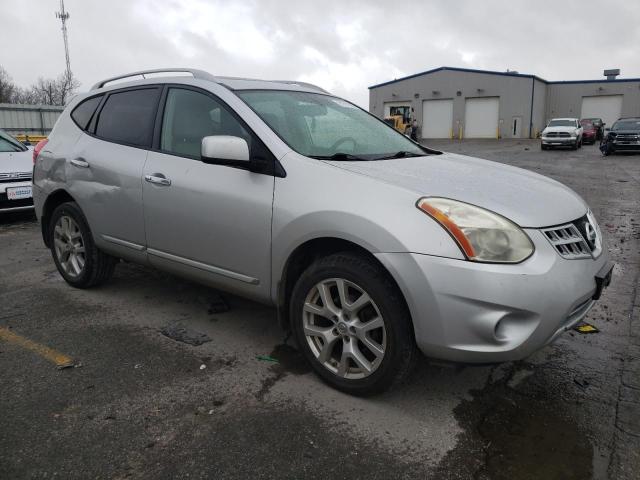 JN8AS5MT4BW150620 - 2011 NISSAN ROGUE S SILVER photo 4