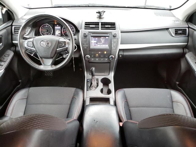 4T1BF1FK7HU323225 - 2017 TOYOTA CAMRY LE 灰色 照片 8