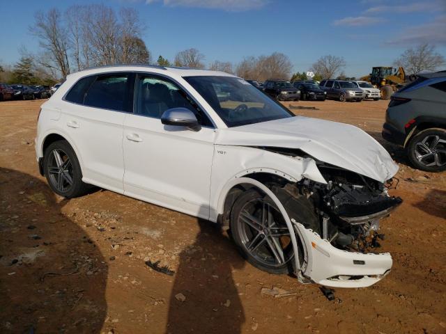 WA1C4BFYXJ2183336 - 2018 AUDI SQ5 PRESTIGE WHITE photo 4