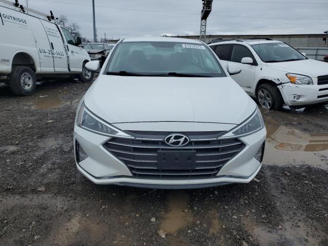 5NPD74LF5KH496293 - 2019 HYUNDAI ELANTRA SE WHITE photo 5