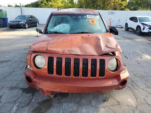 1J8FF28W28D705120 - 2008 JEEP PATRIOT SPORT Orange Foto 5