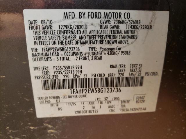 1FAHP2EW5BG123736 - 2011 FORD TAURUS SEL GRAY photo 13