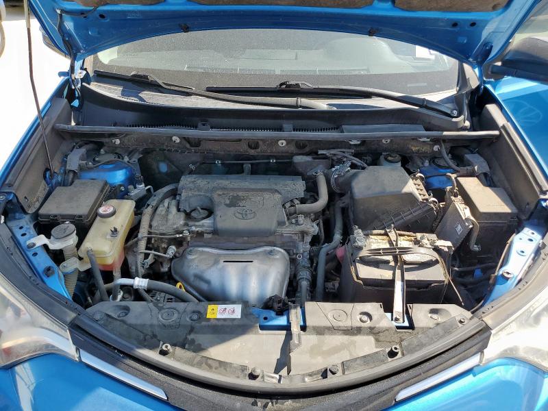 JTMZFREV8JJ158094 - 2018 TOYOTA RAV4 LE BLUE photo 12
