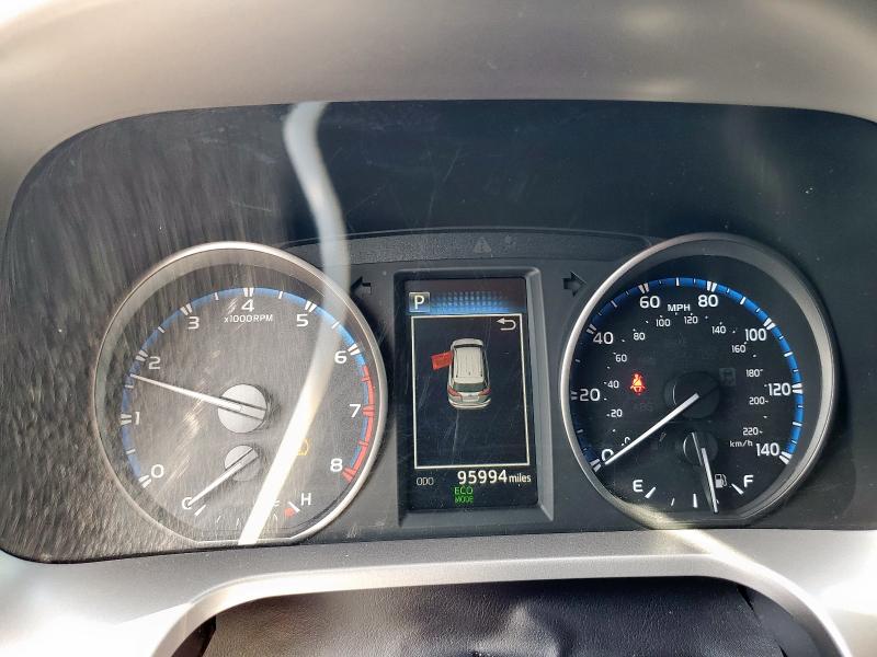 JTMZFREV8JJ158094 - 2018 TOYOTA RAV4 LE BLUE photo 9