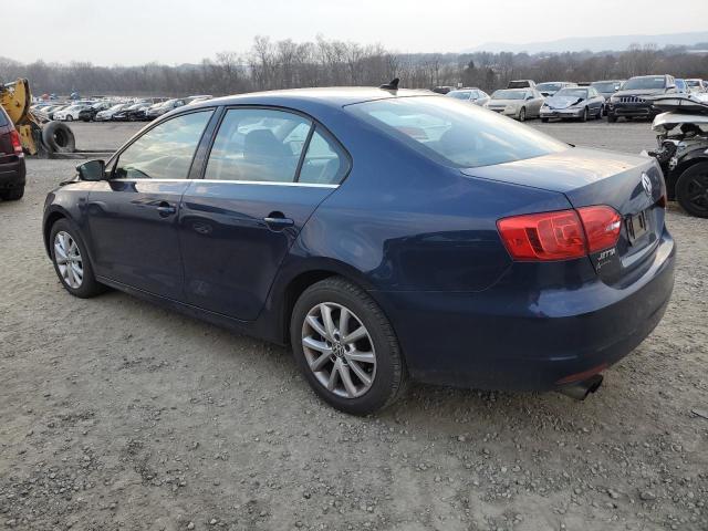 3VWD07AJ9EM436445 - 2014 VOLKSWAGEN JETTA SE BLUE photo 2