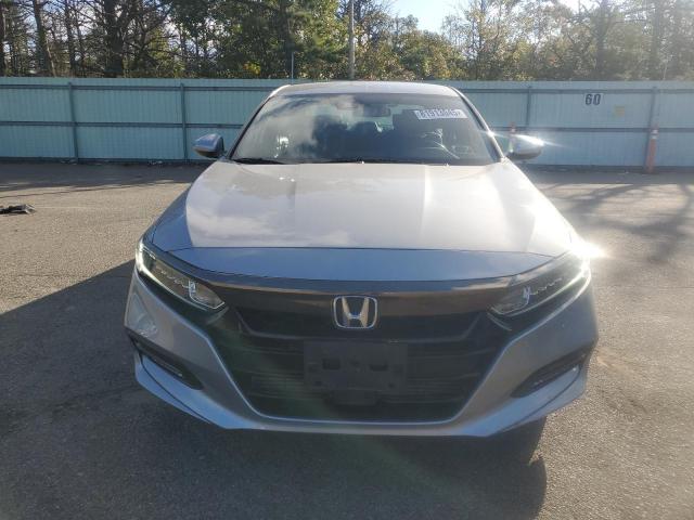 1HGCV1F33KA040495 - 2019 HONDA ACCORD SPORT Argent photo 5
