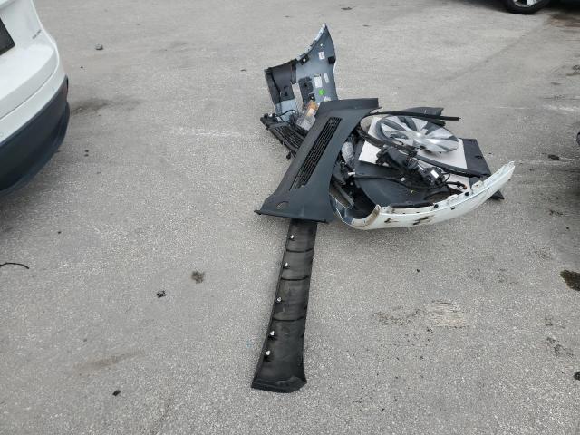 5YJYGDEE0MF295909 - 2021 TESLA MODEL Y Blanc photo 13