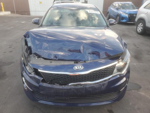 5XXGT4L33JG208263 - 2018 KIA OPTIMA LX ლურჯი ფოტო 5