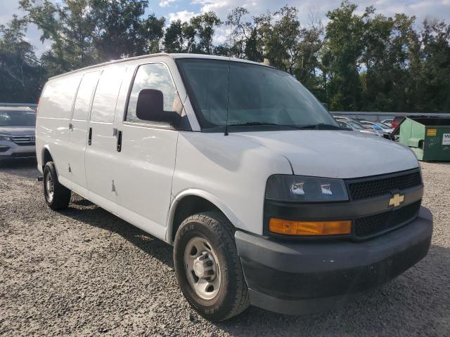 1GCWGBFP5K1171104 - 2019 CHEVROLET EXPRESS G2 WHITE photo 4