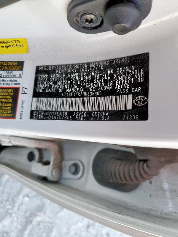 4T1BF1FK7HU636906 - 2017 TOYOTA CAMRY LE 白色 照片 12