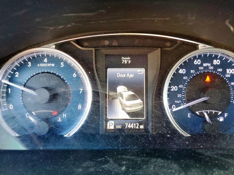 4T1BF1FK7HU636906 - 2017 TOYOTA CAMRY LE 白色 照片 9