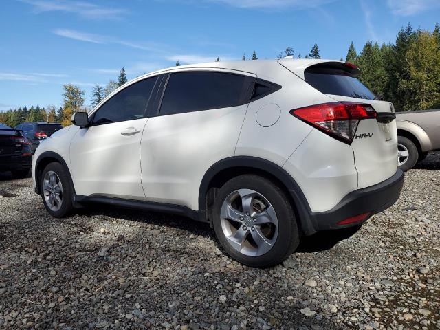 3CZRU6H3XNM723821 - 2022 HONDA HR-V LX WHITE photo 2