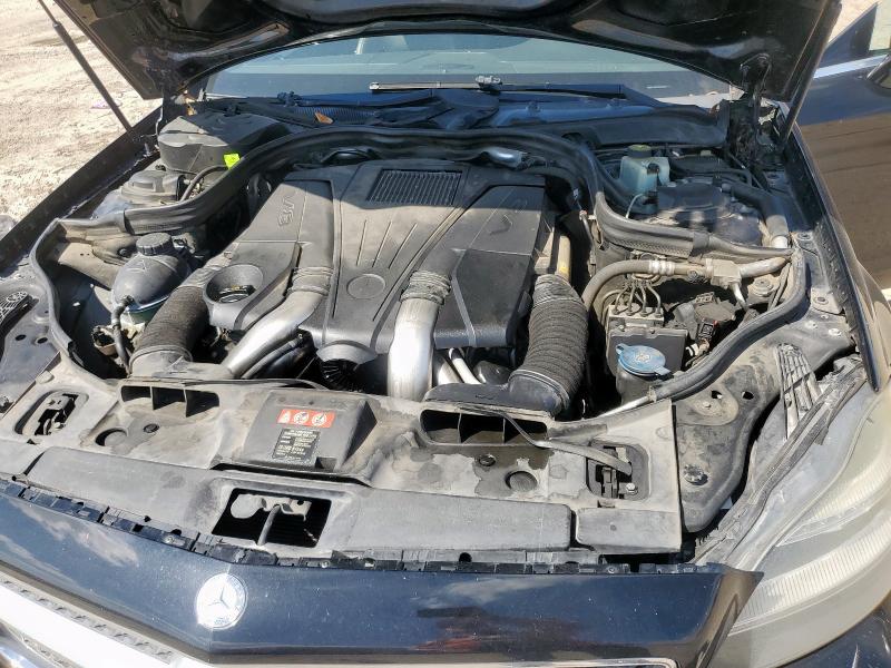 WDDLJ7DB1CA017988 - 2012 MERCEDES-BENZ CLS 550 Schwarz Foto 11