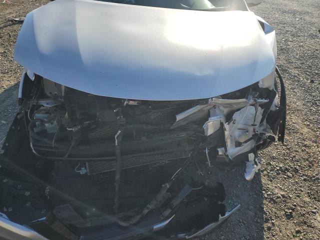 KNMAT2MT1JP553857 - 2018 NISSAN ROGUE S Gümüş foto 12