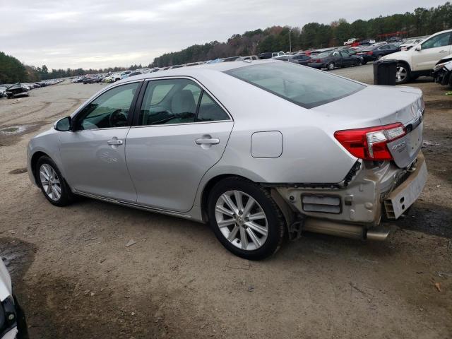 4T1BK1FK3CU525063 - 2012 TOYOTA CAMRY SE SILVER photo 2