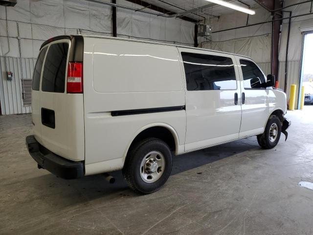 1GCWGAFP9K1366553 - 2019 CHEVROLET EXPRESS G2 WHITE photo 3