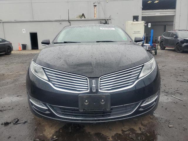 3LN6L2JK4GR629571 - 2016 LINCOLN MKZ BLACK photo 5