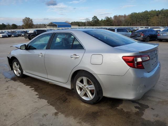 4T1BF1FK6EU408889 - 2014 TOYOTA CAMRY L SILVER photo 2