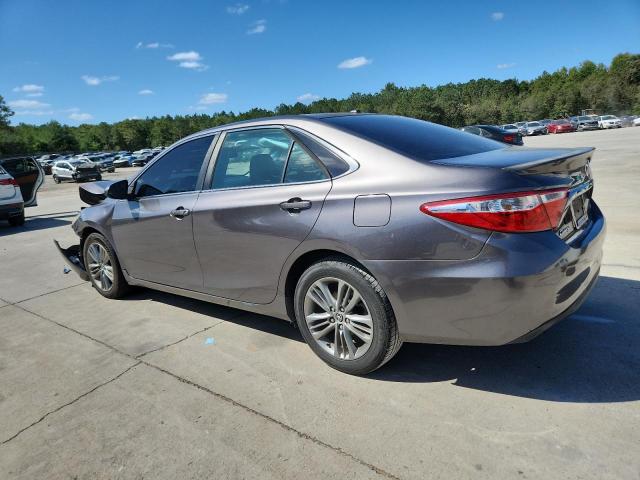 4T1BF1FK7FU918282 - 2015 TOYOTA CAMRY LE GRAY photo 2