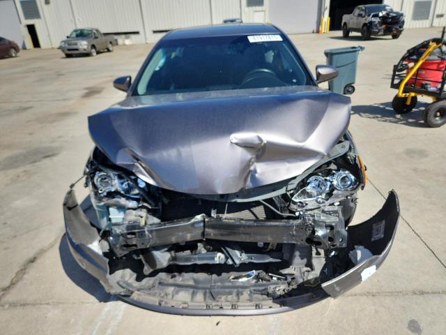 4T1BF1FK7FU918282 - 2015 TOYOTA CAMRY LE GRAY photo 5