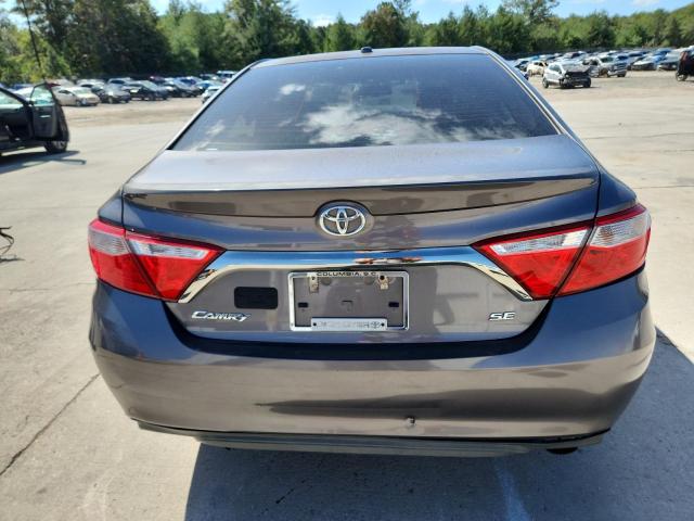 4T1BF1FK7FU918282 - 2015 TOYOTA CAMRY LE GRAY photo 6