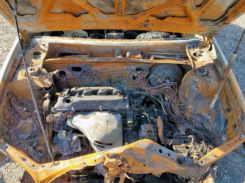 4T1BE32KX3U767681 - 2003 TOYOTA CAMRY LE Silber Foto 11