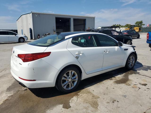 5XXGN4A74CG070767 - 2012 KIA OPTIMA EX WHITE photo 3