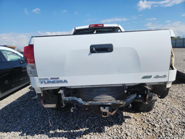 5TFUW5F15DX298989 - 2013 TOYOTA TUNDRA DOUBLE CAB SR5 WHITE photo 6