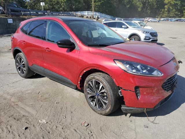 1FMCU9G68NUB37442 - 2022 FORD ESCAPE SE RED photo 4