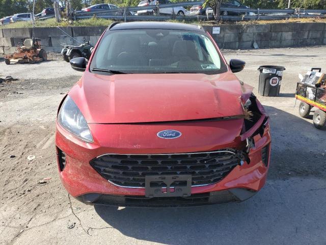 1FMCU9G68NUB37442 - 2022 FORD ESCAPE SE RED photo 5