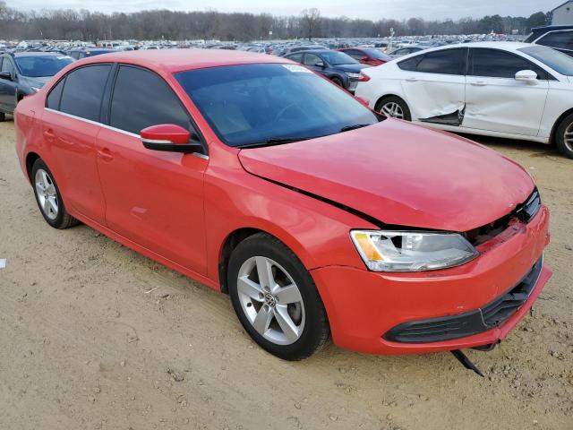 3VWLL7AJ3DM207082 - 2013 VOLKSWAGEN JETTA TDI RED photo 4