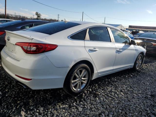 5NPE24AF0FH242695 - 2015 HYUNDAI SONATA SE WHITE photo 3