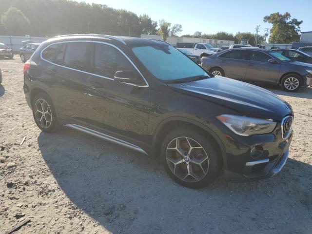 WBXHU7C33J5L07739 - 2018 BMW X1 SDRIVE28I BLACK photo 4