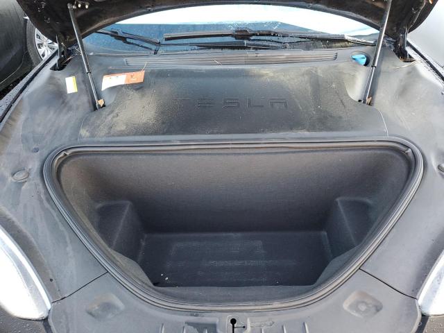 5YJSA1E21HF187915 - 2017 TESLA MODEL S შავი ფოტო 12