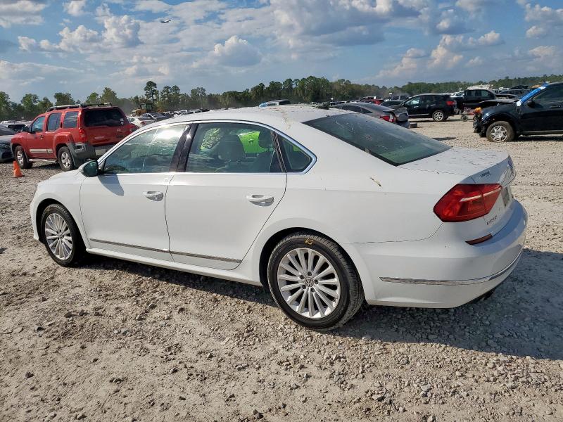 1VWBT7A31GC065026 - 2016 VOLKSWAGEN PASSAT SE Білий фото 2