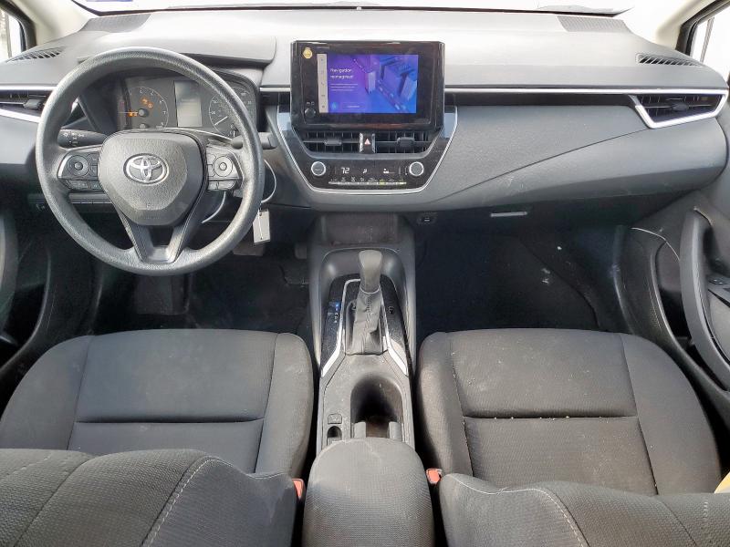 5YFB4MDE2RP080463 - 2024 TOYOTA COROLLA LE თეთრი ფოტო 8