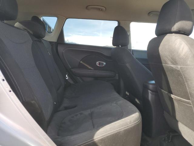 KNDJP3A58K7662513 - 2019 KIA SOUL + SILVER photo 10