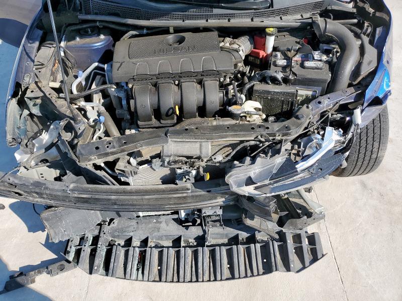 3N1AB7AP6KY208690 - 2019 NISSAN SENTRA S 蓝色 照片 11