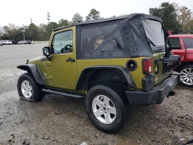 1J4FA24127L108922 - 2007 JEEP WRANGLER X GREEN photo 2