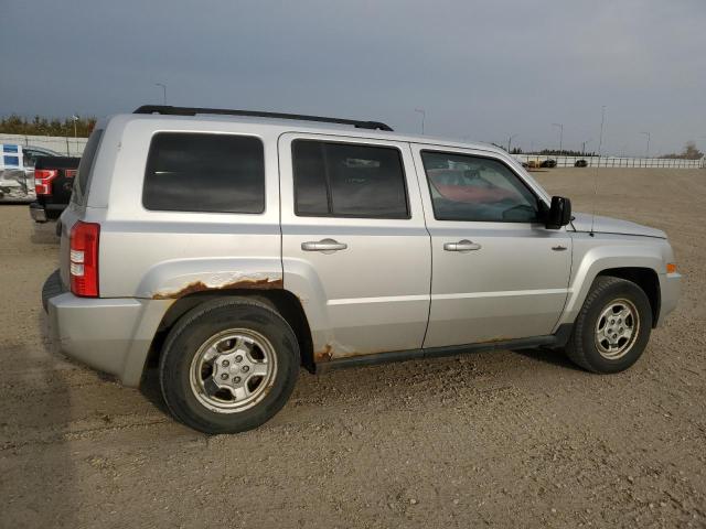 1J4NF2GB8AD507014 - 2010 JEEP PATRIOT SPORT 银色 照片 3